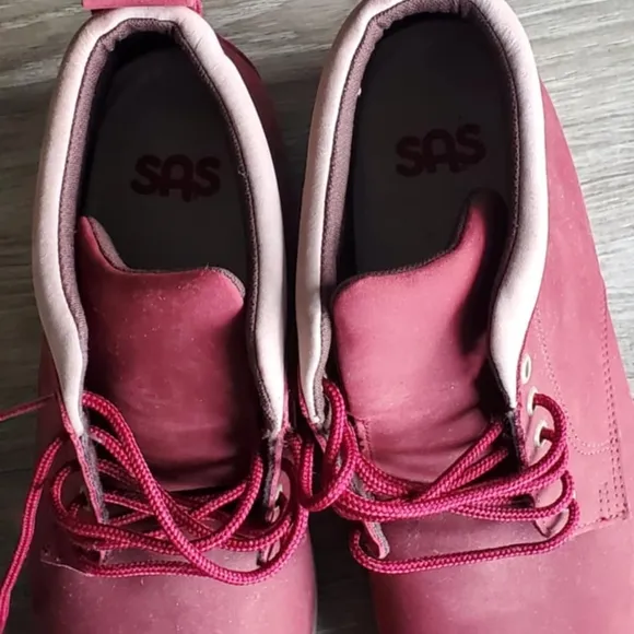 BRAND NEW SAS Red Suede Ankle Boots