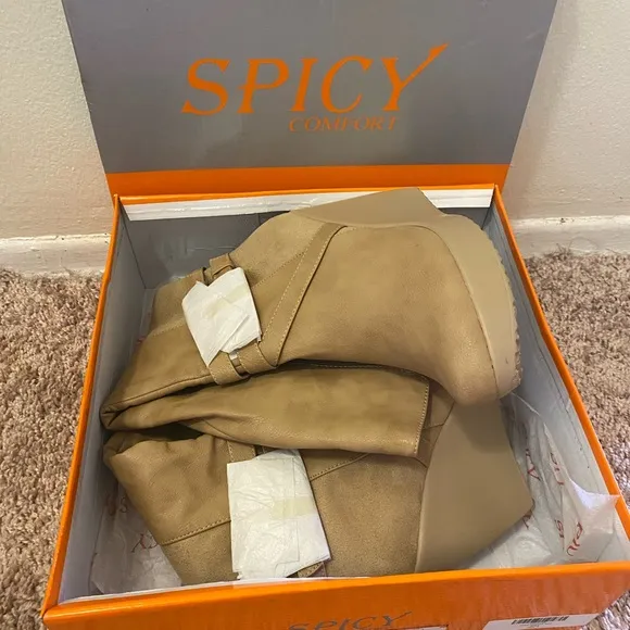 BRAND NEW WEDGE KNEE HIGH BOOTS Size 8 Tan very pretty for fall &amp; wint…
