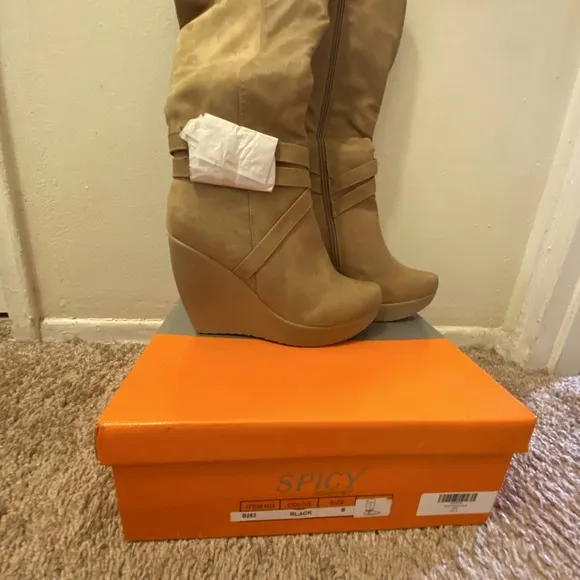 BRAND NEW WEDGE KNEE HIGH BOOTS Size 8 Tan very pretty for fall &amp; wint…
