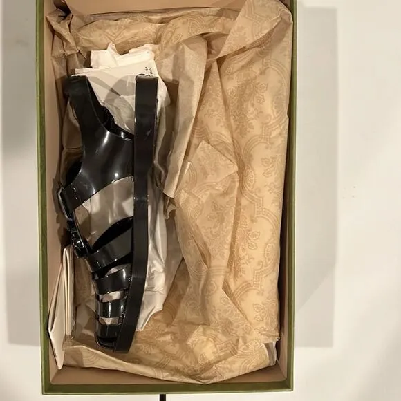 Brand new Gucci rubber sandals with box us men’s size 10
