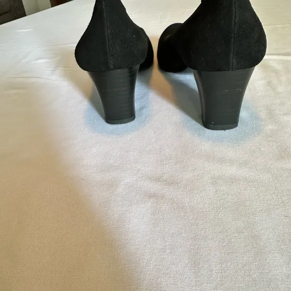 Brenda Zaro Black Suede Pumps. Size 37 1/2 Euro. Size 6.5-7 US.