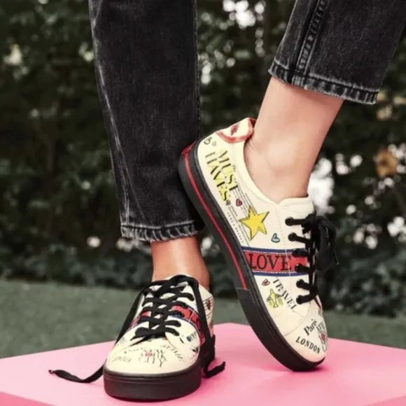 Brighton Calf Leather scoop Newsprint Sneakers