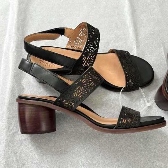 Brioso Paloma Leather Laser Cut Detail Slingback Sandals