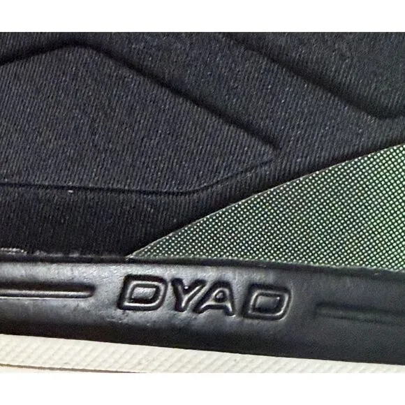 Brooks Dyad 11 Men's‎ Size 12 Cushioned Running Shoes Black/Green Lace Up