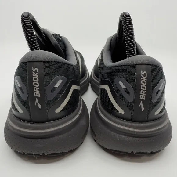 Brooks Ghost 15 GTX Gore-Tex Running Shoes Womens 7 B Black Gray White Sneakers