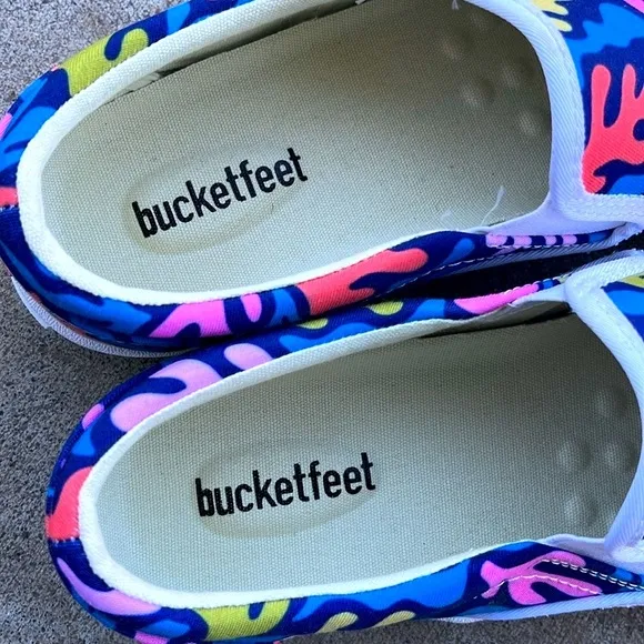 BUCKETFEET Blue Coral Kelp Pattern Shoes Size 8