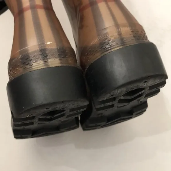 BURBERRY BROWN CHECK RUBBER RAIN BOOTS WOMENS SIZE 36