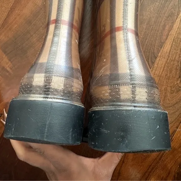 Burberry Plaid Rain Boots; size 37; Gently worn