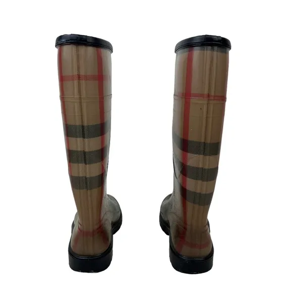 BURBERRY Rubber Rain Boots Plaid Check Pattern Women's Size 37 / 7