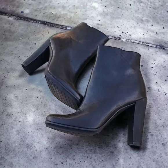 Calvin Klein Raylyn Black Leather Ankle Heeled Boots 11 Industrial Minimalist