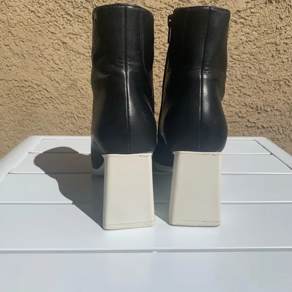 Camper black leather boots white rubber heels size 6.5 ( European 37)