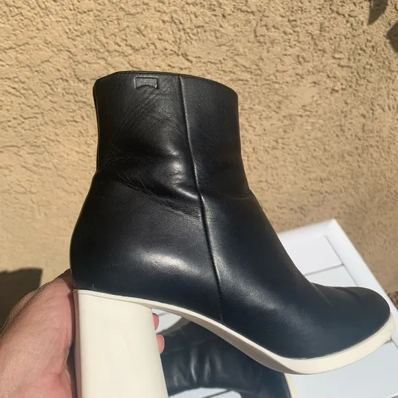 Camper black leather boots white rubber heels size 6.5 ( European 37)