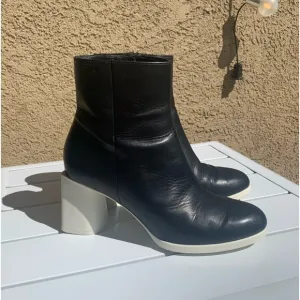 Camper black leather boots white rubber heels size 6.5 ( European 37)