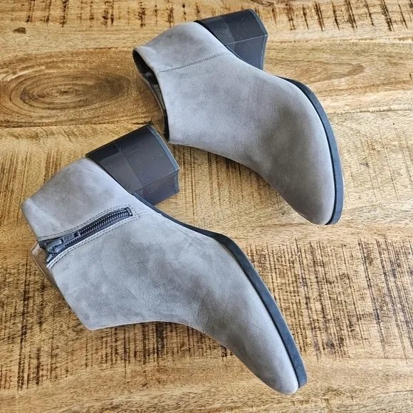 CAMPER Hanna Ankle Boots Booties EU 41 US 11 Block Heel Grey Suede