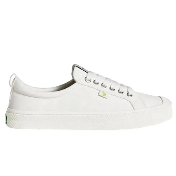 Cariuma Oca Low Canvas Sneaker Casual Shoes Lace-Up Off-White 7 Mens 8.5 Womens
