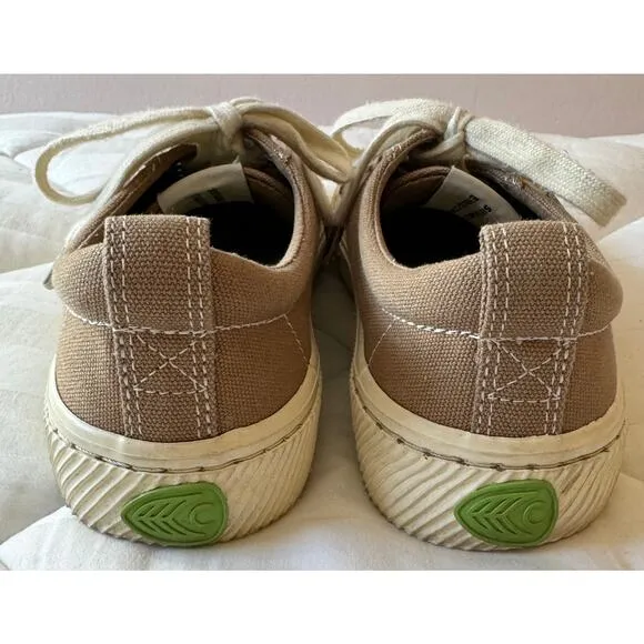 CARIUMA OCA Low Contrast Thread Canvas Sneaker Celeb Obsession Size 6