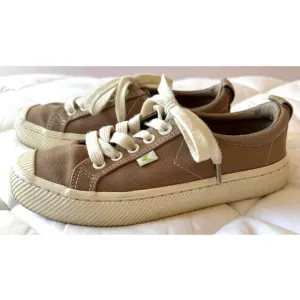 CARIUMA OCA Low Contrast Thread Canvas Sneaker Celeb Obsession Size 6
