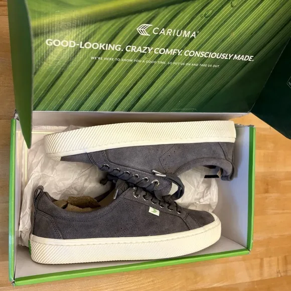 Cariuma suede sneakers charcoal lace-up new in box Women’s 9.5 Men's 8