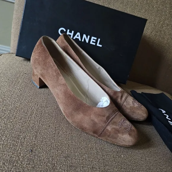Chanel Brown Suede Block Heels With Logo At Toe Size 36.5