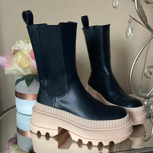 CHARLES &amp; KEITH Leather Black Boots