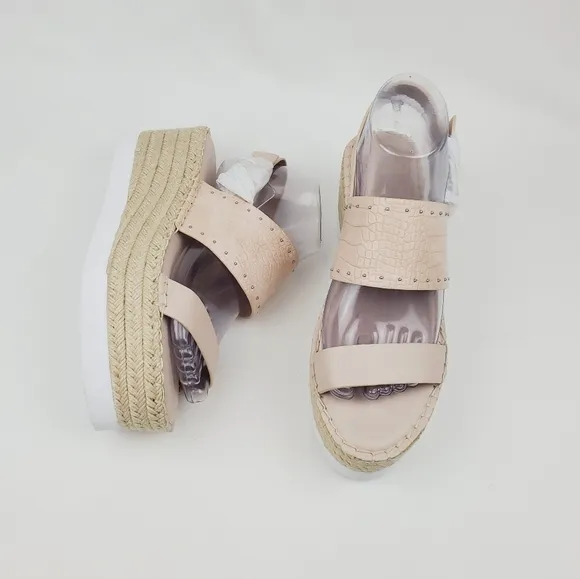 Charles by Charles David scale espadrille platform sandals