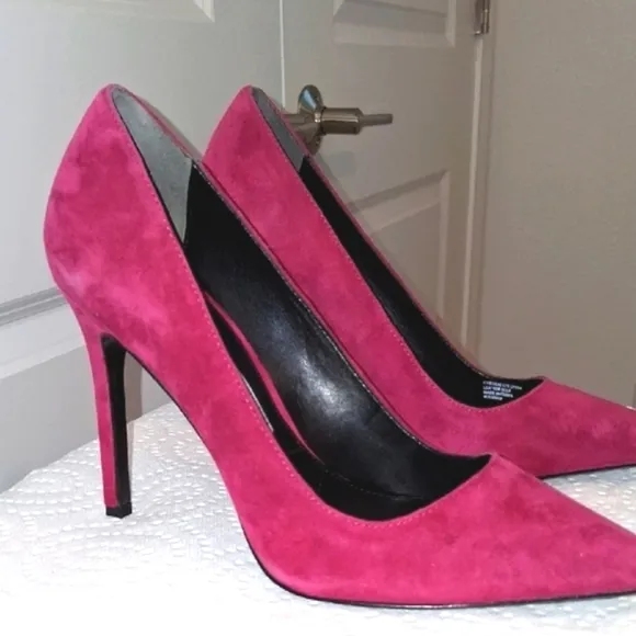 Charles David Women's Pink Suede Heels