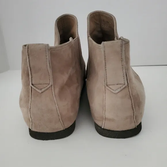 Chocolat blu Brown Suede Ankle Boots Size 7 NWOT