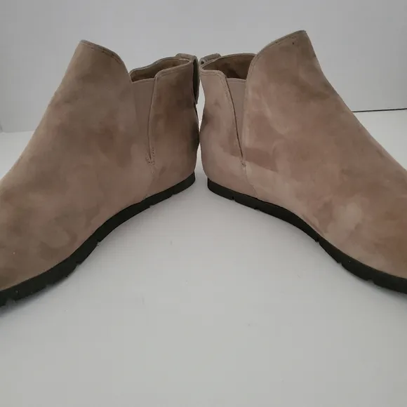 Chocolat blu Brown Suede Ankle Boots Size 7 NWOT