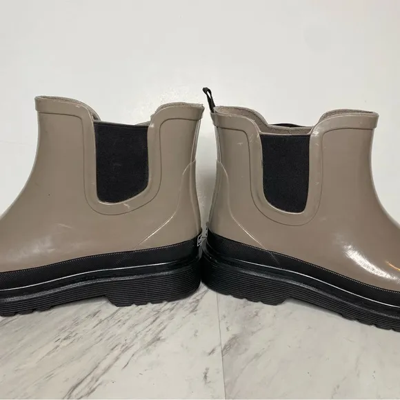 Chooka Gray Rubber Chelsea Boot 9