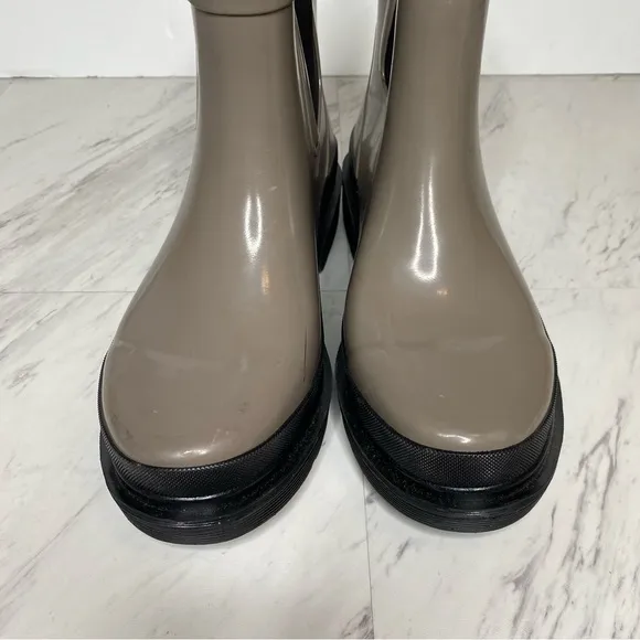 Chooka Gray Rubber Chelsea Boot 9