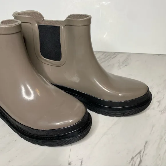 Chooka Gray Rubber Chelsea Boot 9