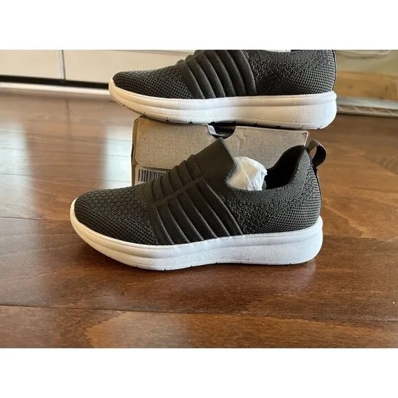 Clarks Ezera Womens 5 M Knit Casual Active Shoes Dark Olive Stretch Slip On NEW