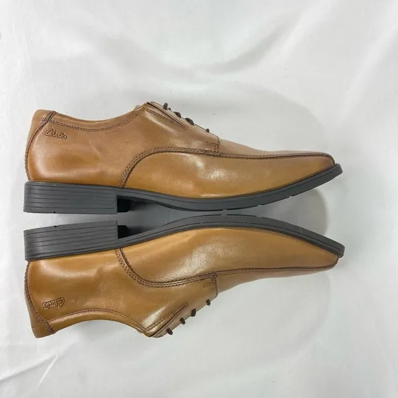 Clarks Men’s Tilden Walk Oxford Leather Shoes Color Brown. Size 12 WIDE …