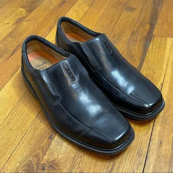 CLARKS Men’s Unsheridan Go Black Leather Shoes Size 10.5