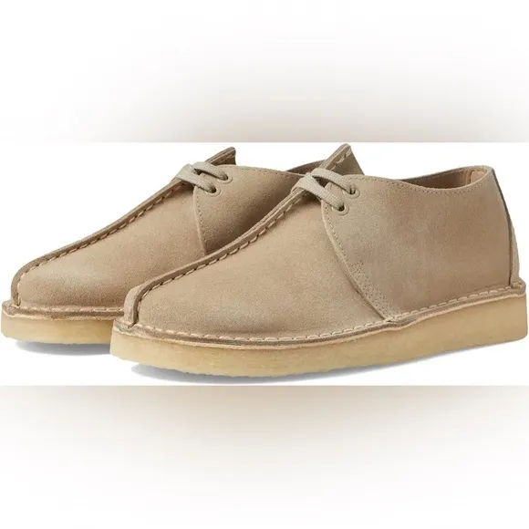 Clarks Originals Desert Trek Shoes - Size 9 (NWT)