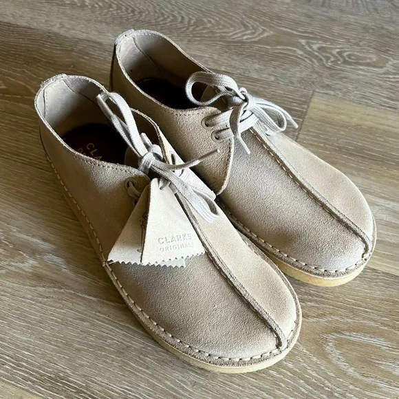 Clarks Originals Desert Trek Shoes - Size 9 (NWT)