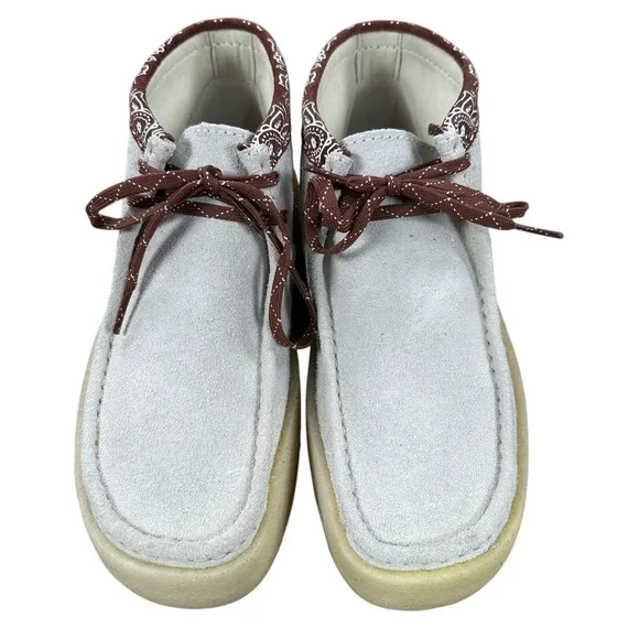 Clarks Wallabee Cup Men's Size 8 Boots 26167977 White Gray Suede Lace Up Chukka
