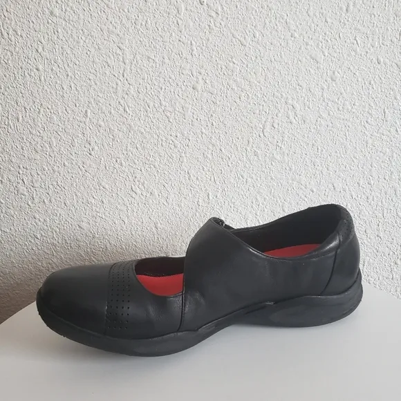 Clarks Women Mary Jane Comfy Black Leather Shoes