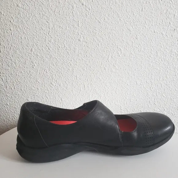 Clarks Women Mary Jane Comfy Black Leather Shoes