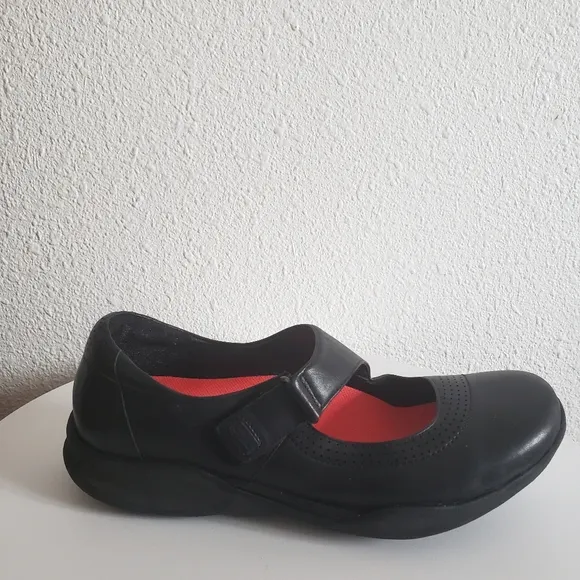 Clarks Women Mary Jane Comfy Black Leather Shoes