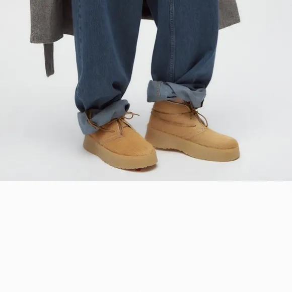 Clarks Zara Pony Leather Shoes
