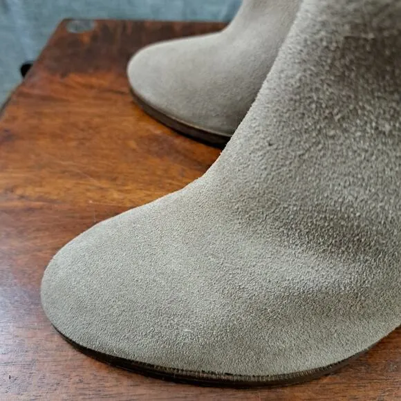 Coach Hewes Tan Suede Ankle Boots Heels Sz 6B