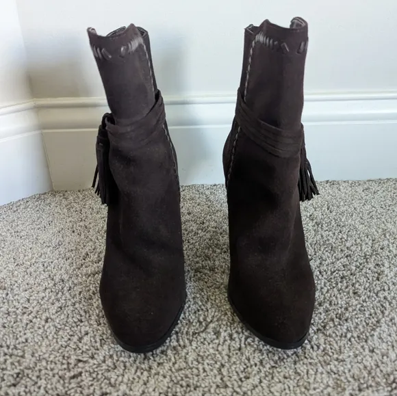 Coach Jessie Suede Silky Nappa Tassel Chestnut Brown Boots sz 7