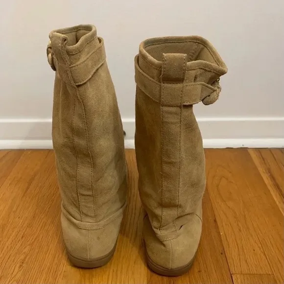 Coach Suede Boots are in excellent condition. Size 10