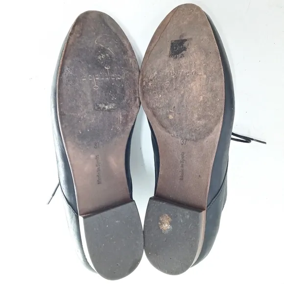 COCLICO Black Oxford Lace Up Shoes.