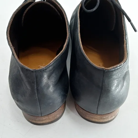COCLICO Black Oxford Lace Up Shoes.