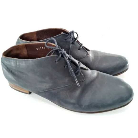 COCLICO Black Oxford Lace Up Shoes.