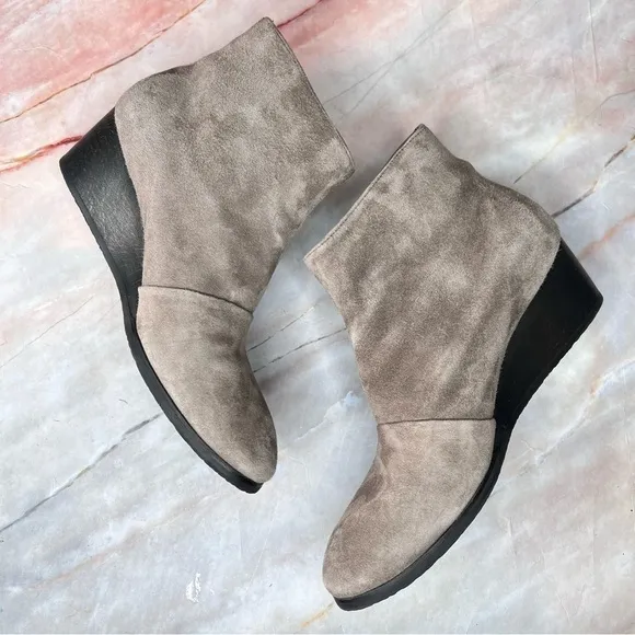 Coclico Opal Suede Leather Wedge Booties Boots 38.5 8
