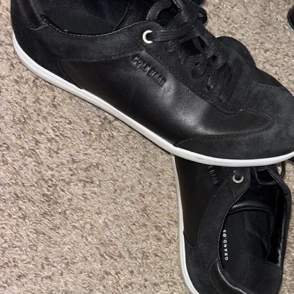 Cole Haan Black Low-Top Athletic Shoes with Sleek Design