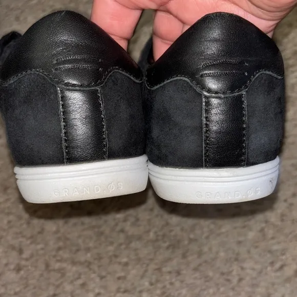 Cole Haan Black Low-Top Athletic Shoes with Sleek Design